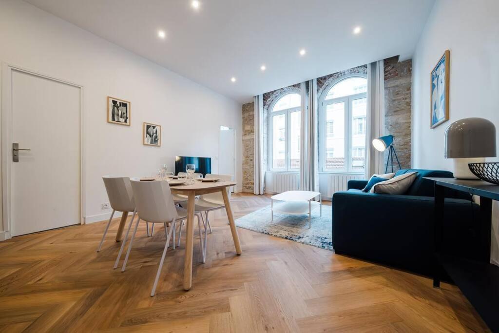 Apartment Bright And Peaceful T2 In Town Center Ail