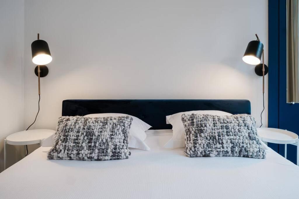 Bright And Peaceful T2 In Town Center Ail Apartment *